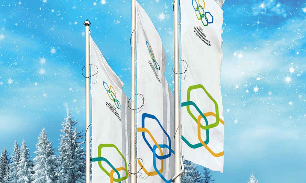 Flagi z logiem Olimpiady