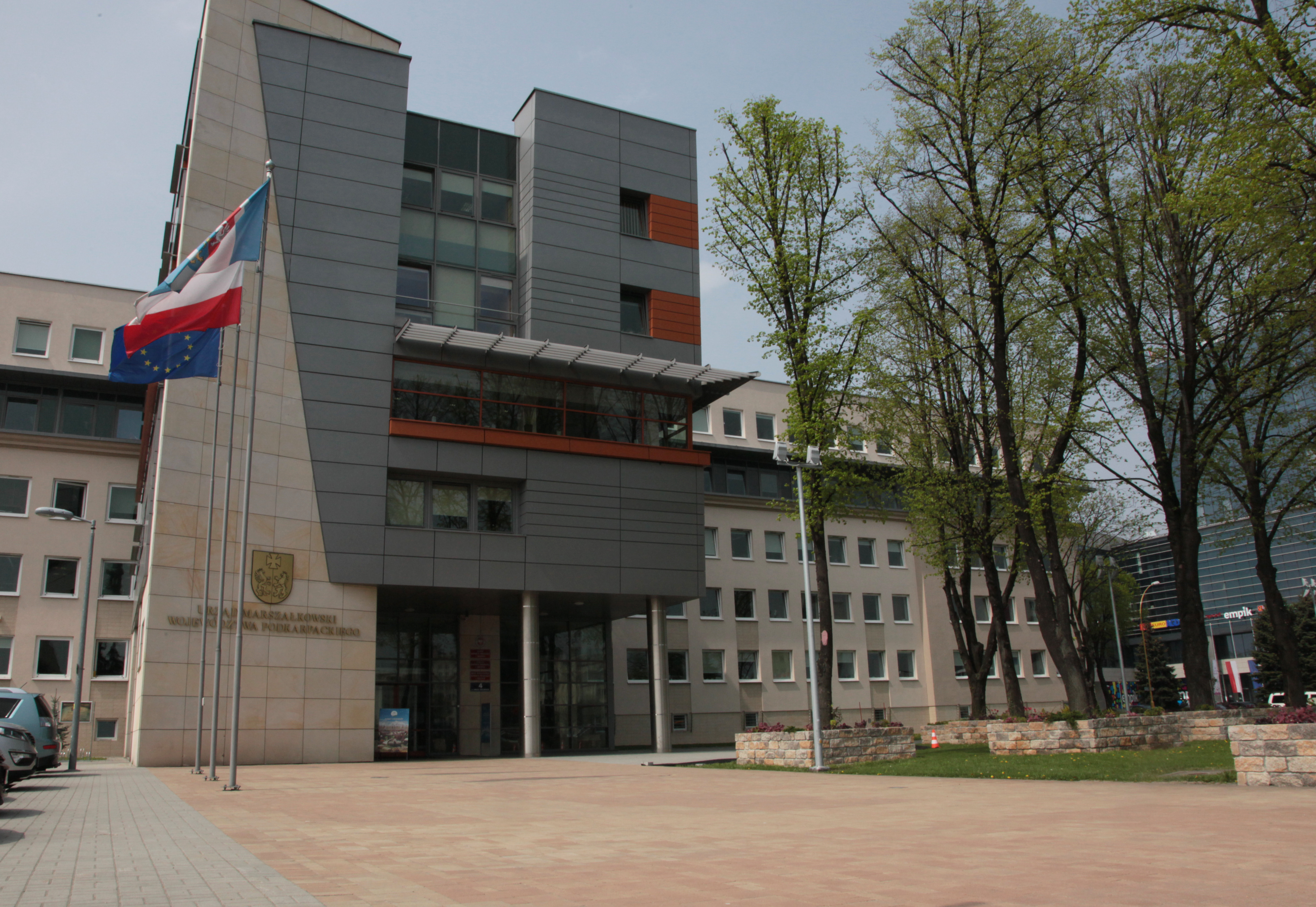 Zdjęcie budynku urzędu marszałkowskiego